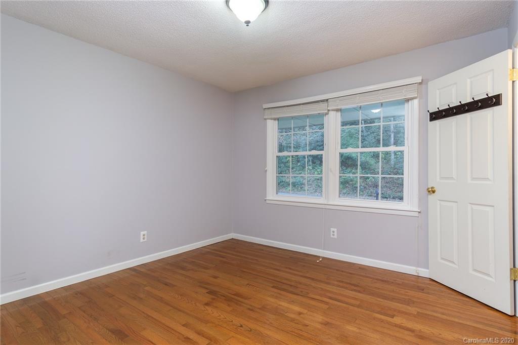 439 Kings Creek Road Brevard, NC 28712 - Photo 12 of 46 Gallery Image 12
