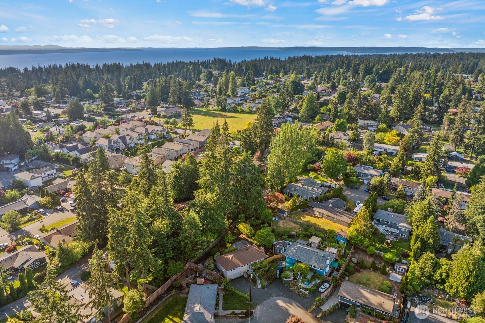 8433 221st Place Southwest Edmonds, WA 98026 - Photo 32 of 38
