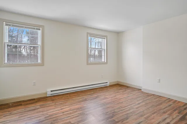 $355,000 | 174 Fieldstone Drive, Londonderry, NH 03053