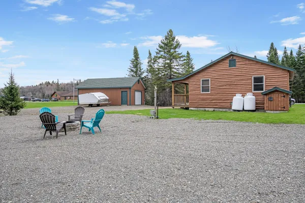 $362,400 | 997 Back Lake Road, Pittsburg, NH 03592