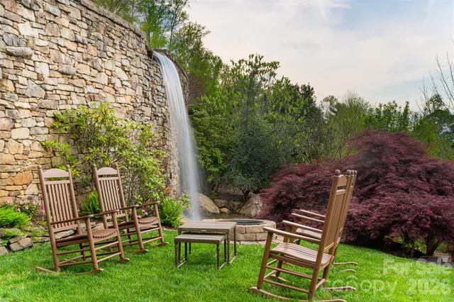 $15,900,000 | 66 North Deerhaven Lane, Asheville, NC 28803