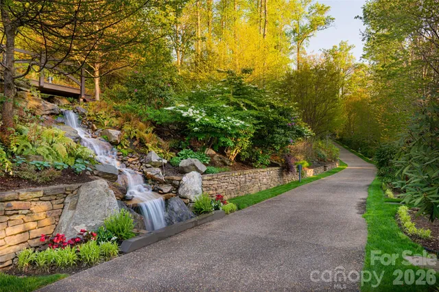 $15,900,000 | 66 North Deerhaven Lane, Asheville, NC 28803