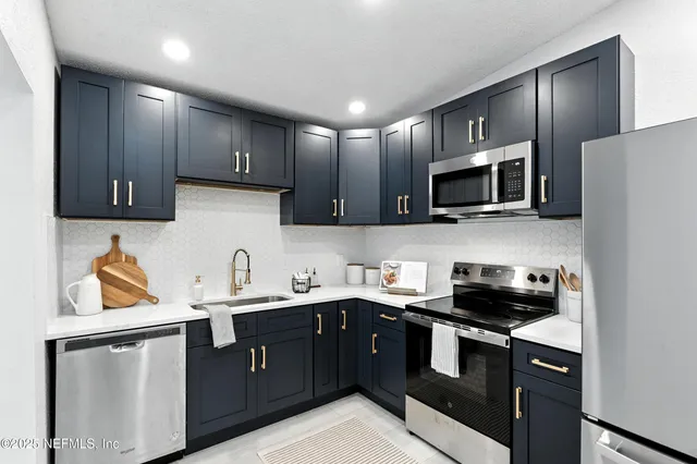 $369,000 | 1028 South 9th Street, Fernandina Beach, FL 32034