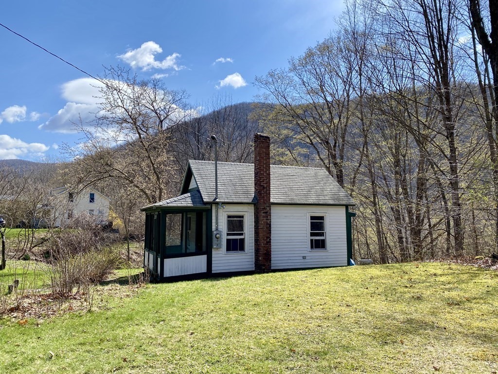 270 River Road Florida, MA 01367 - Photo 4 of 14