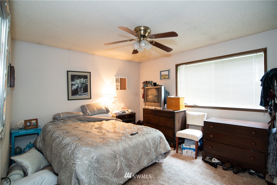 520 North 47th Street Seattle, WA 98103 - Photo 12 of 15 Gallery Image 12