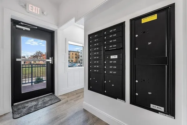 $3,250 | 536 Broadway, Unit 201, Everett, MA 02149