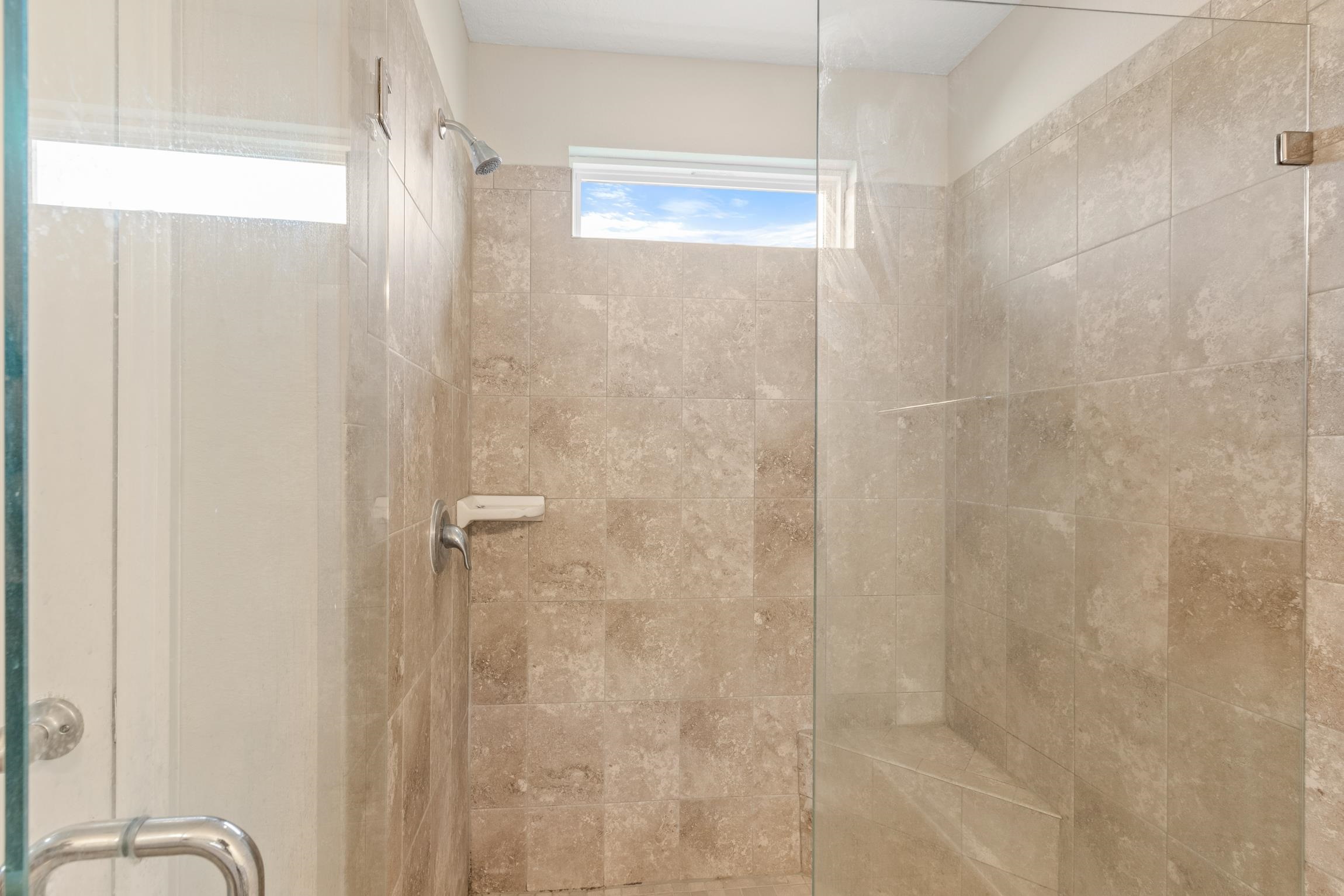 392 South Hamilton Springs Road St. Augustine, FL 32084 - Photo 24 of 29 a bathroom with a shower