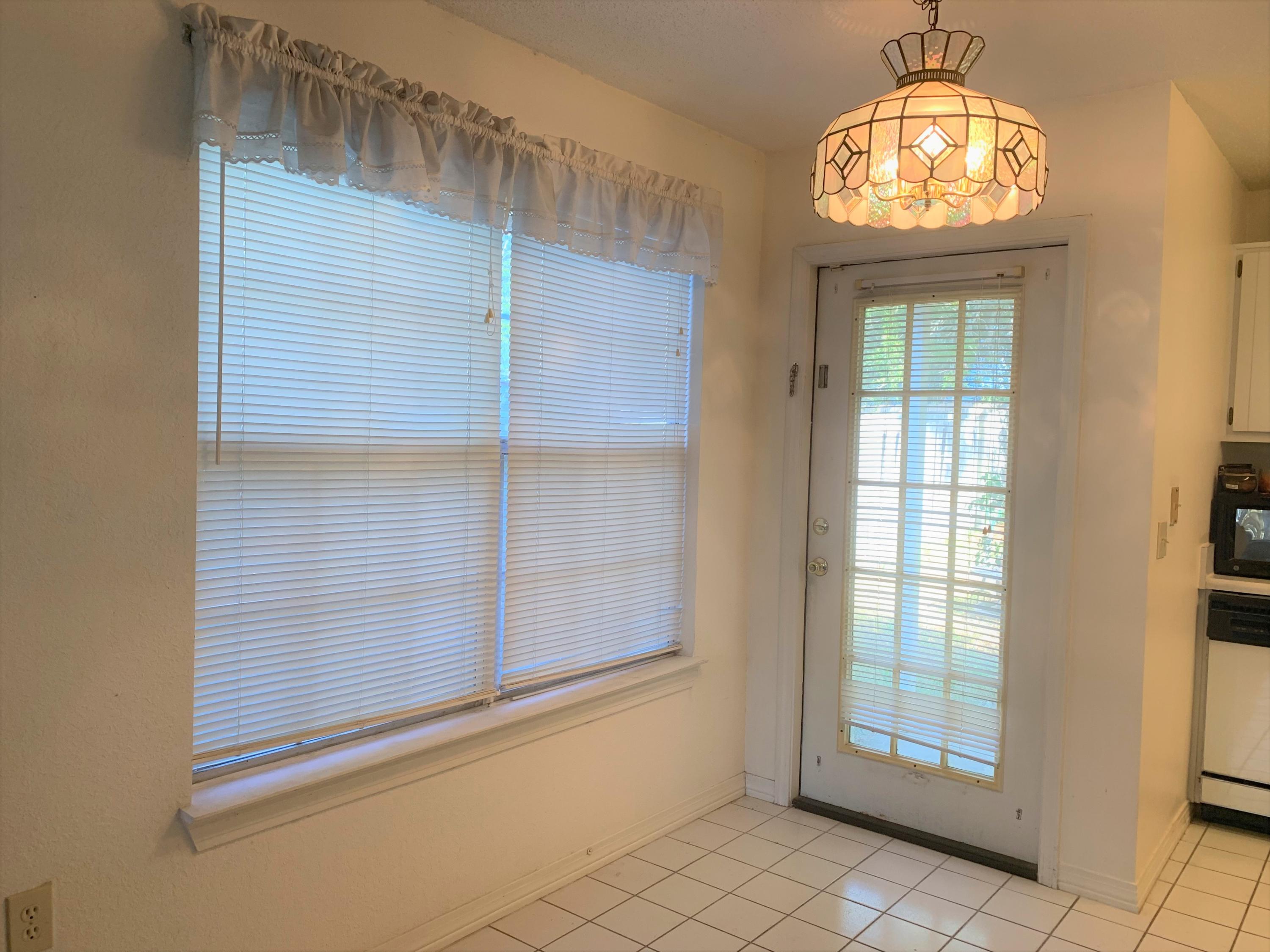 2807 Ping Lane Crestview, FL 32539 - Photo 16 of 28 an empty room with window