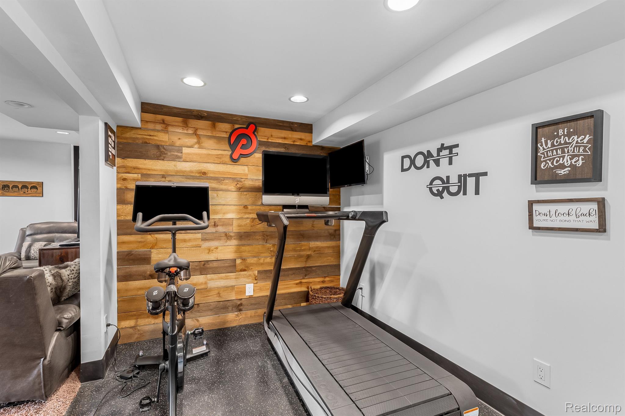12456 Larkins Road Brighton, MI 48114 - Photo 35 of 62 Perfect space for a treadmill.