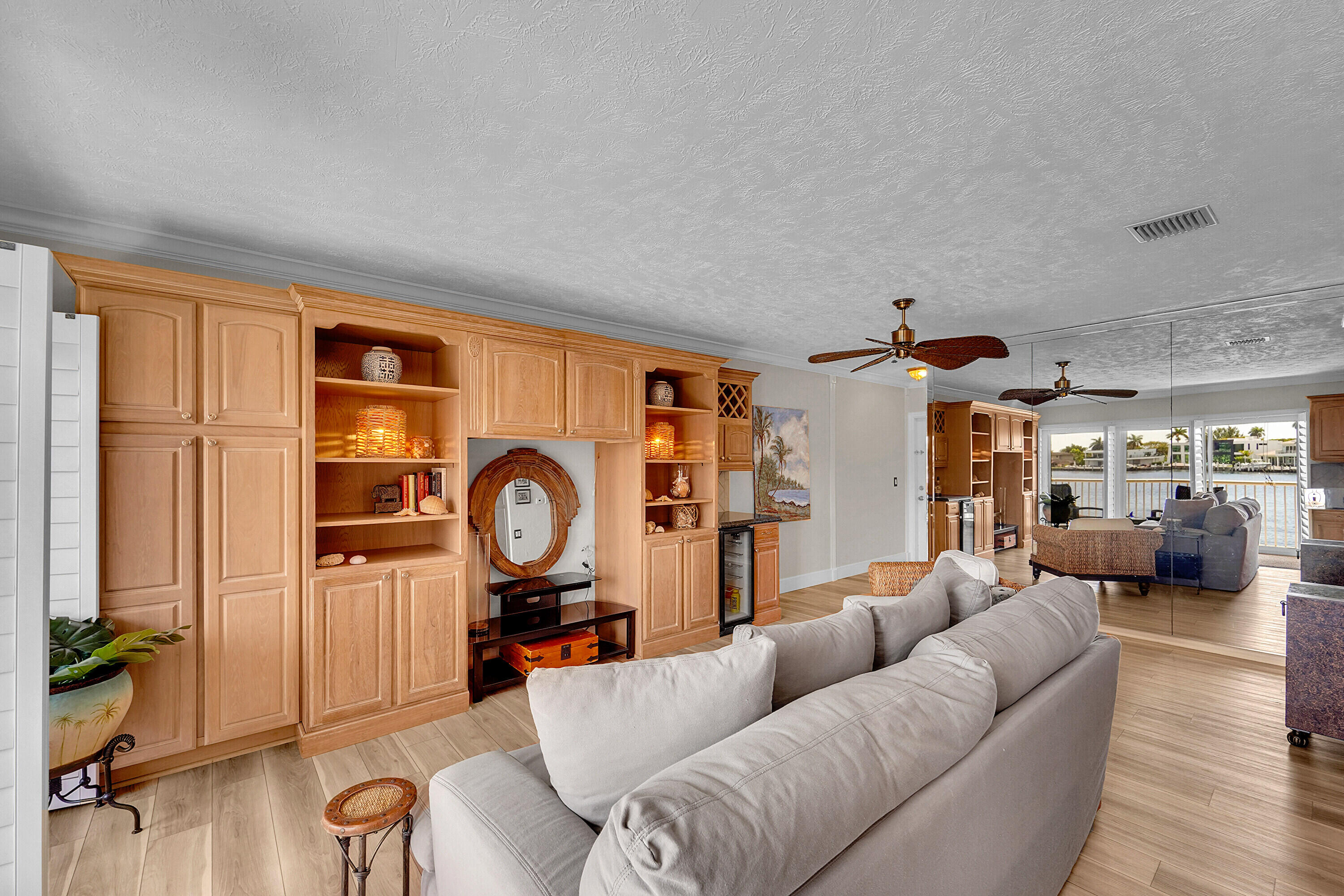 1201 South Riverside Drive, Unit 201 Pompano Beach, FL 33062 - Photo 5 of 34 08_dsc01698