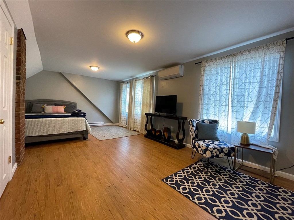 29 Anthony Street Newport, RI 02840 - Photo 20 of 29