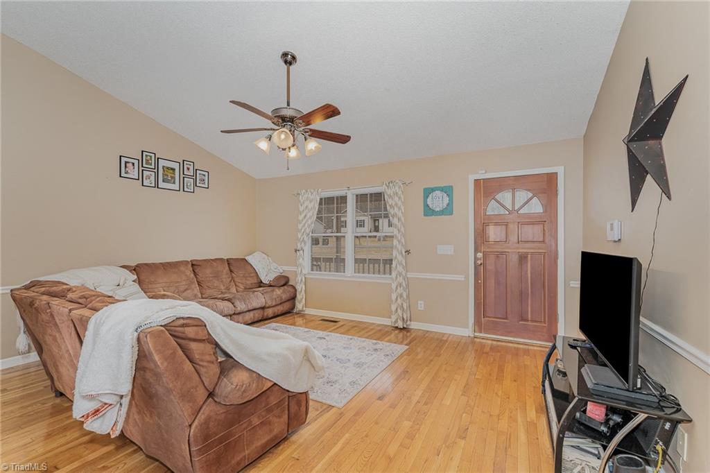 930 Country Place Road Asheboro, NC 27203 - Photo 7 of 28 Gallery Image 7