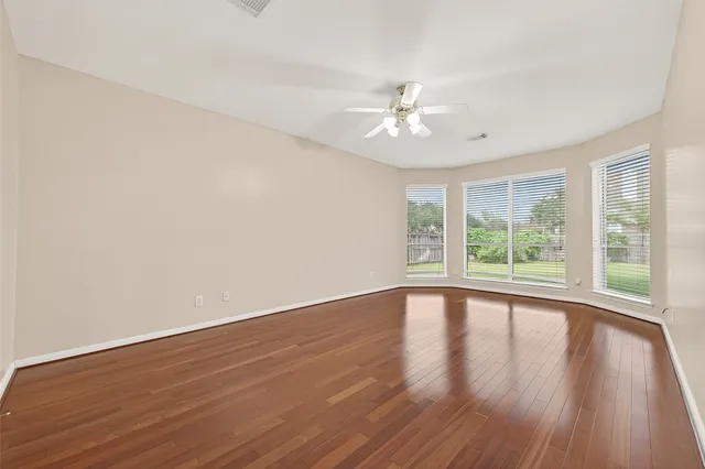 $2,500 | 5907 Indian Hills Lane, Sugar Land, TX 77479