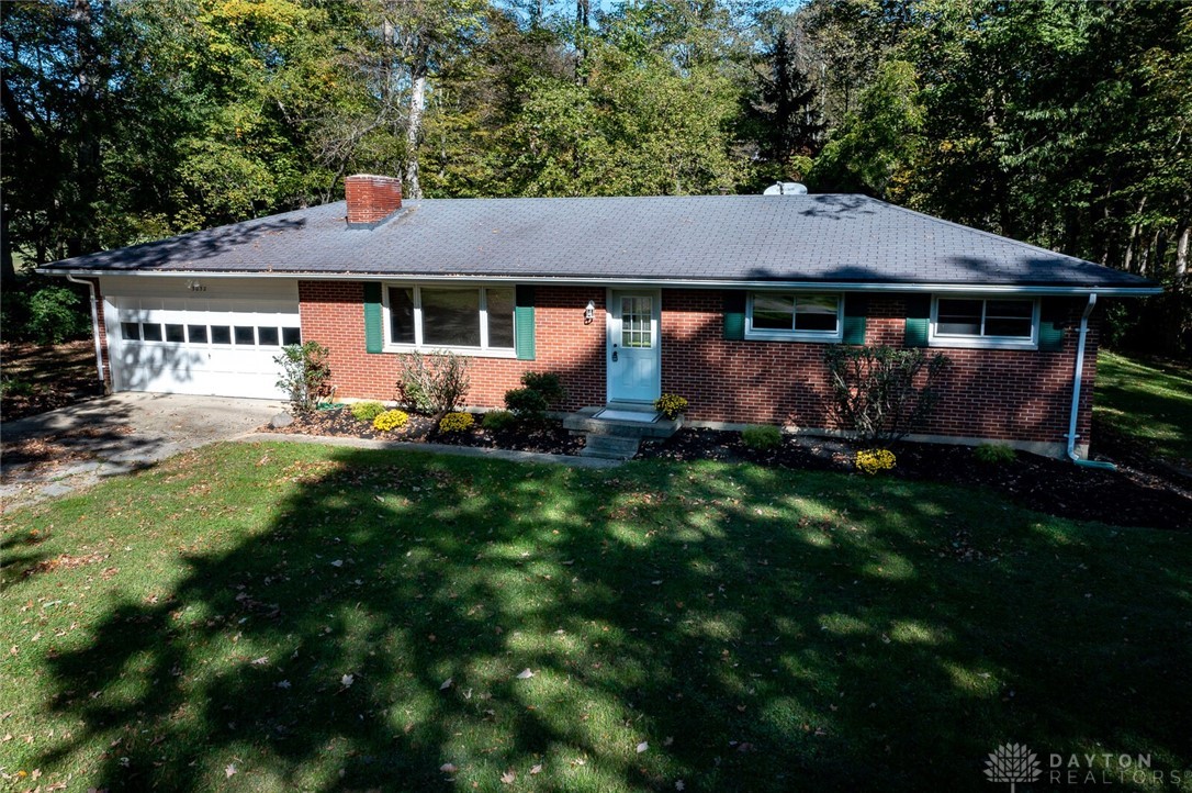 3032 Sears Road Spring Valley, OH 45370 - Photo 2 of 43