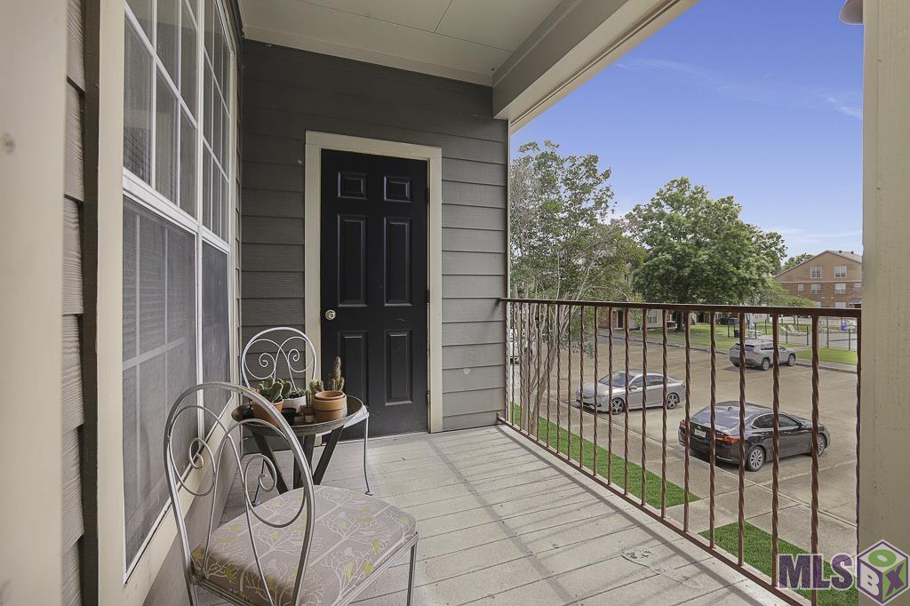 710 East Boyd Drive, Unit 901 Baton Rouge, LA 70808 - Photo 25 of 26 Balcony