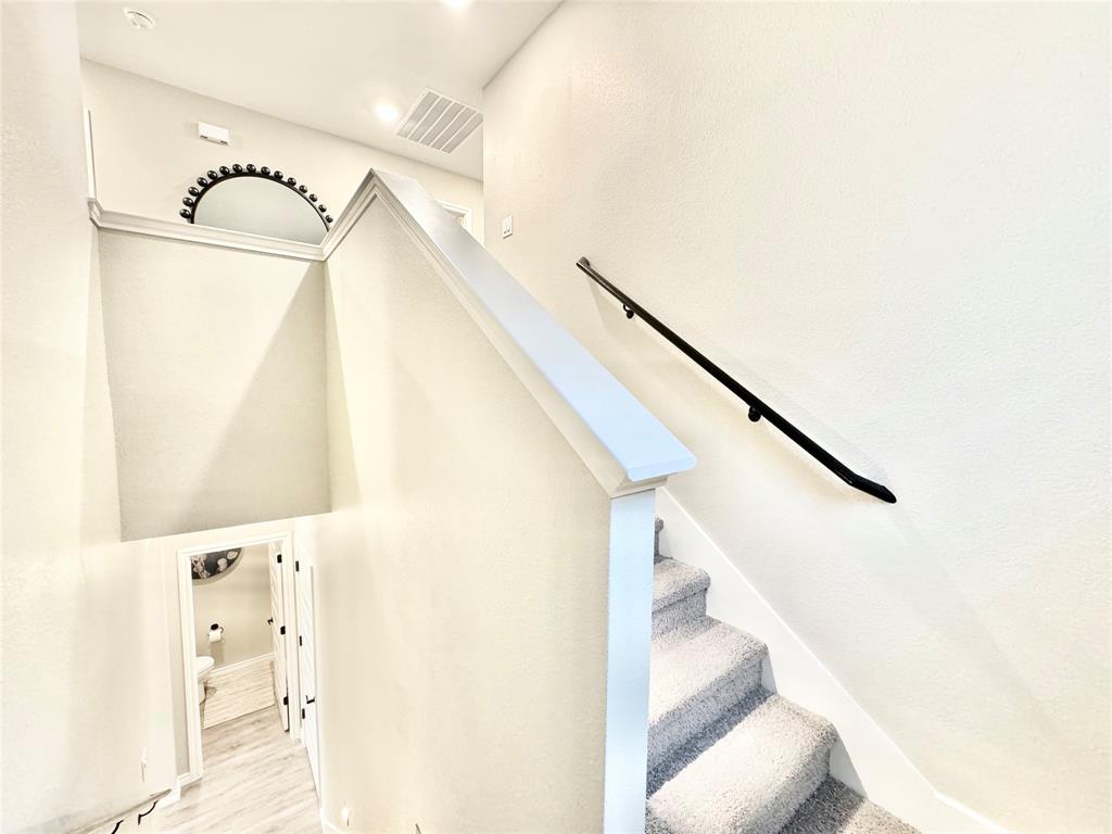 8523 Leyton Road The Colony, TX 75056 - Photo 14 of 39 a view of entryway