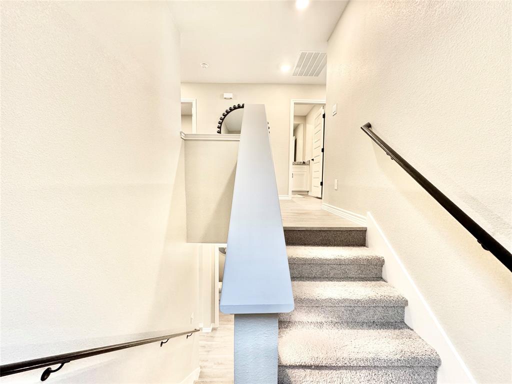 8523 Leyton Road The Colony, TX 75056 - Photo 15 of 39 a view of entryway