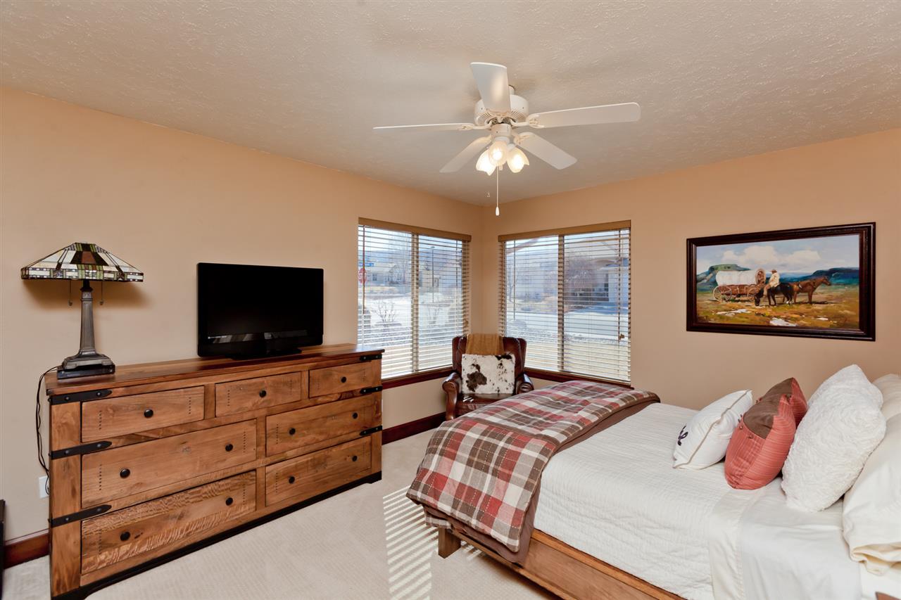 2052 Spur Cross Road Grand Junction, CO 81507 - Photo 12 of 41 Gallery Image 12