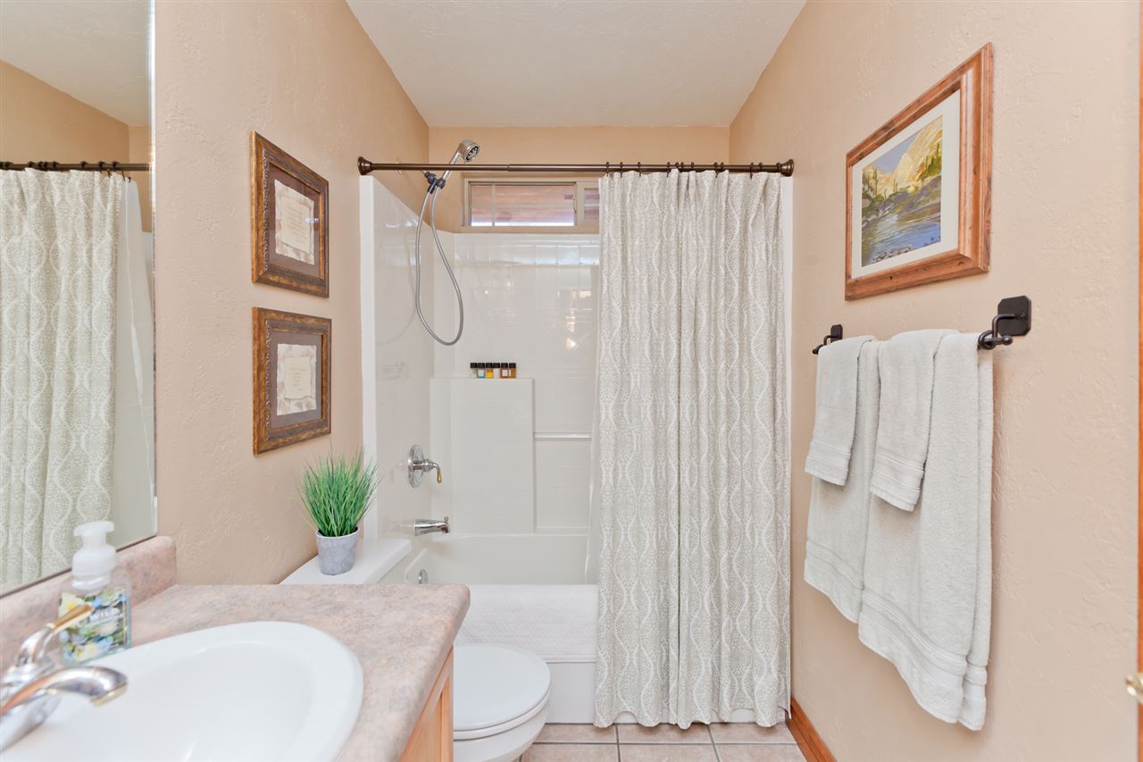 2052 Spur Cross Road Grand Junction, CO 81507 - Photo 16 of 41 Gallery Image 16