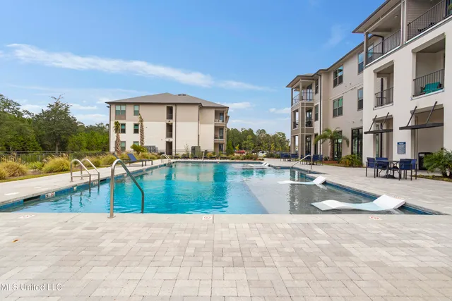 $243,500 | 2501 Bienville Boulevard, Unit 330, Ocean Springs, MS 39564