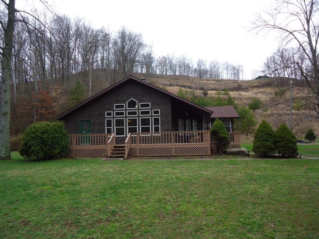 3137 Straight Creek Road Ashland, KY 41102 - Photo 1 of 1