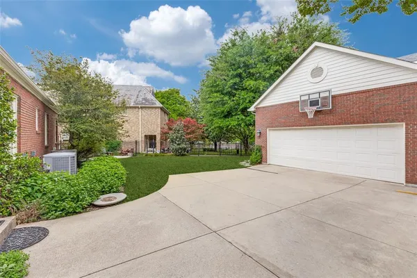 $1,465,000 | 2207 Cambria Boulevard, Dallas, TX 75214