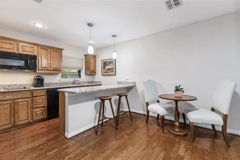 $1,465,000 | 2207 Cambria Boulevard, Dallas, TX 75214