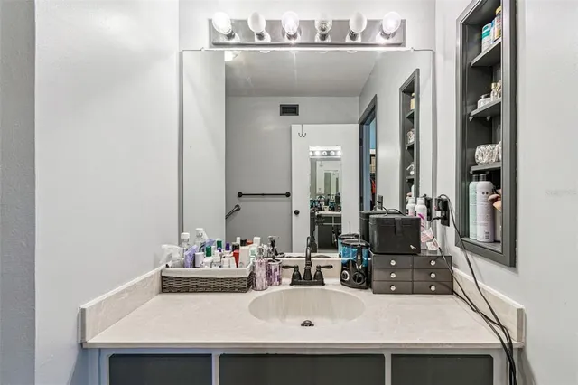 $289,500 | 2221 Norwegian Drive, Unit 41, Clearwater, FL 33763