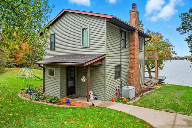 $510,000 | 28605 Johnson Lane, Chisago City, MN 55013