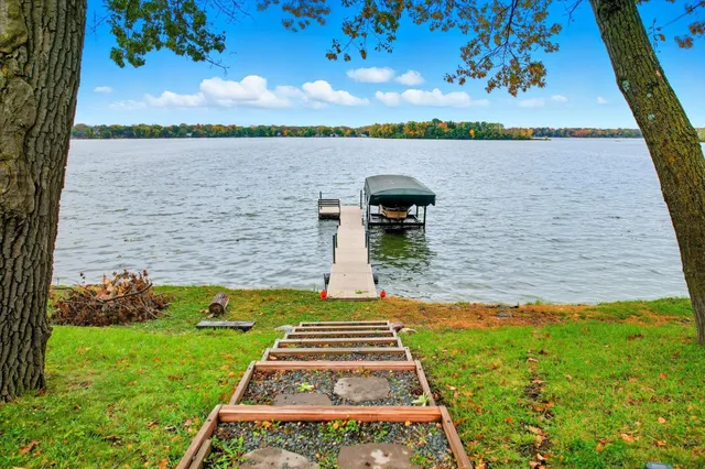 $510,000 | 28605 Johnson Lane, Chisago City, MN 55013