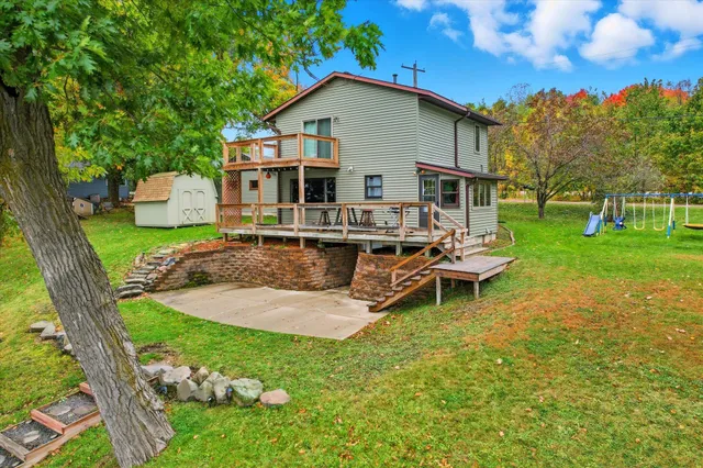 $510,000 | 28605 Johnson Lane, Chisago City, MN 55013