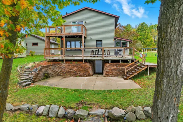 $510,000 | 28605 Johnson Lane, Chisago City, MN 55013