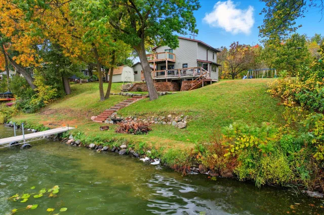 $510,000 | 28605 Johnson Lane, Chisago City, MN 55013