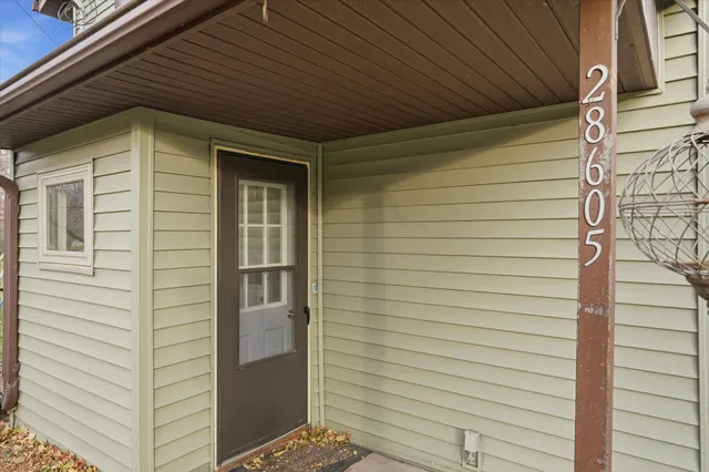 $510,000 | 28605 Johnson Lane, Chisago City, MN 55013