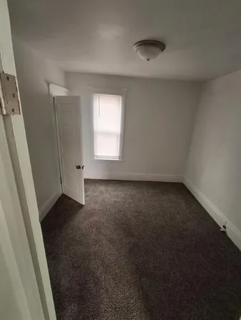 $1,800 | 531 Eastern Avenue Northeast, Unit B, Grand Rapids, MI 49503