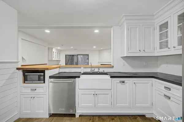 $550,000 | 123 Old Belden Hill Road, Unit 19, Norwalk, CT 06850