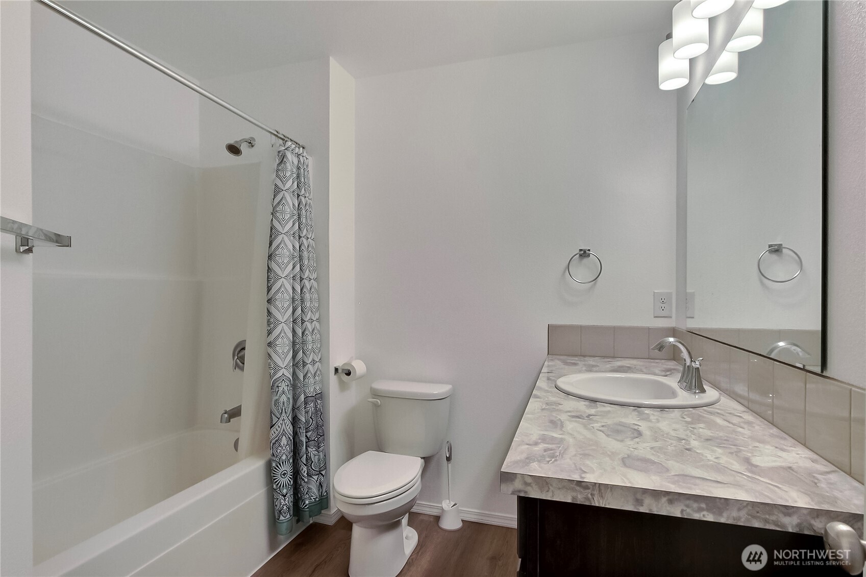 250 Hewitt Road, Unit 23 Chehalis, WA 98532 - Photo 8 of 16 Gallery Image 8