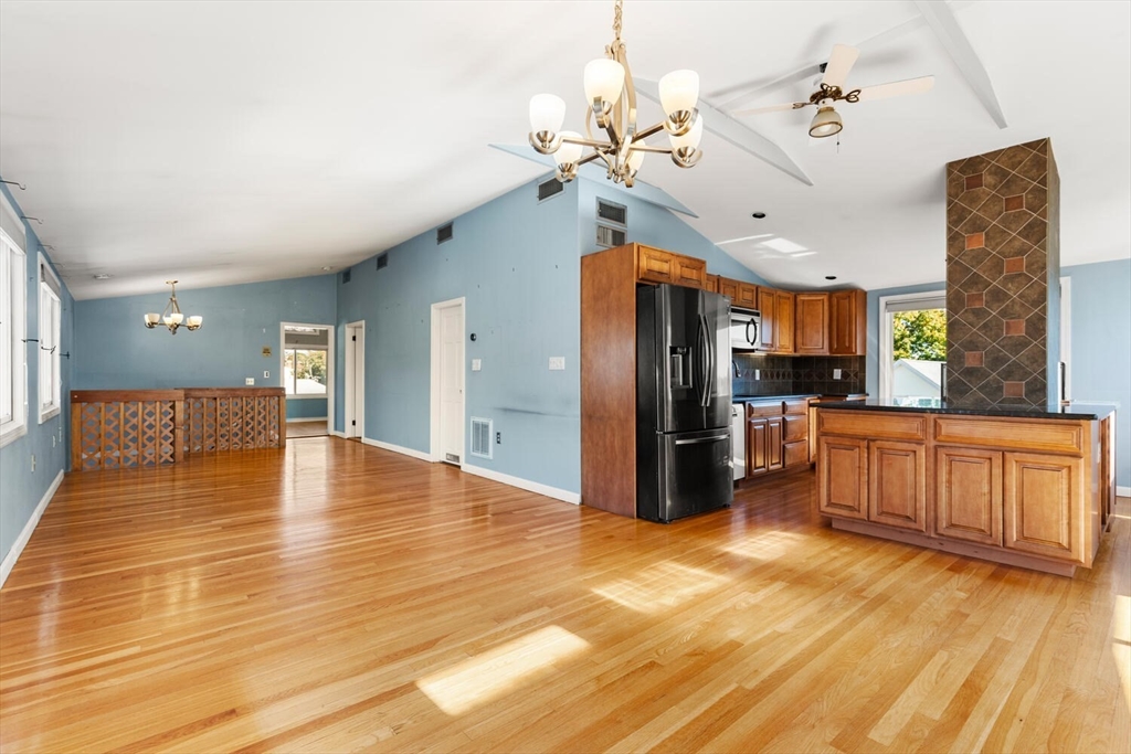 87 Templeton Parkway, Unit 3 Watertown, MA 02472 - Photo 10 of 32 Gallery Image 10