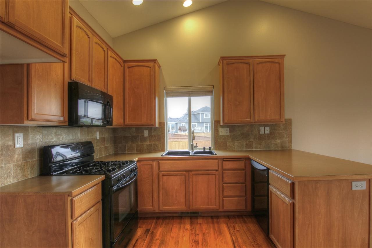 606 East Westcrest Road Colbert, WA 99005 - Photo 3 of 20