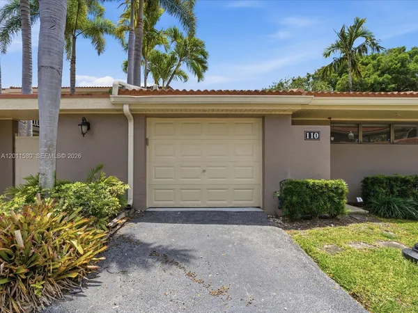 $3,850 | 110 Dunwoody Lane, Unit 1688, Hollywood, FL 33021