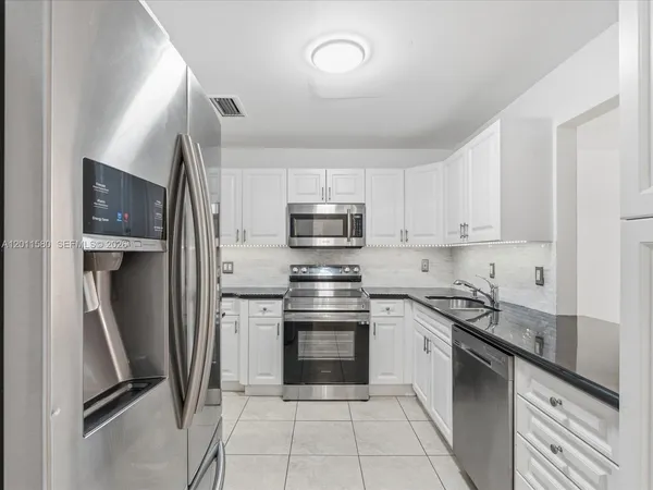 $3,850 | 110 Dunwoody Lane, Unit 1688, Hollywood, FL 33021
