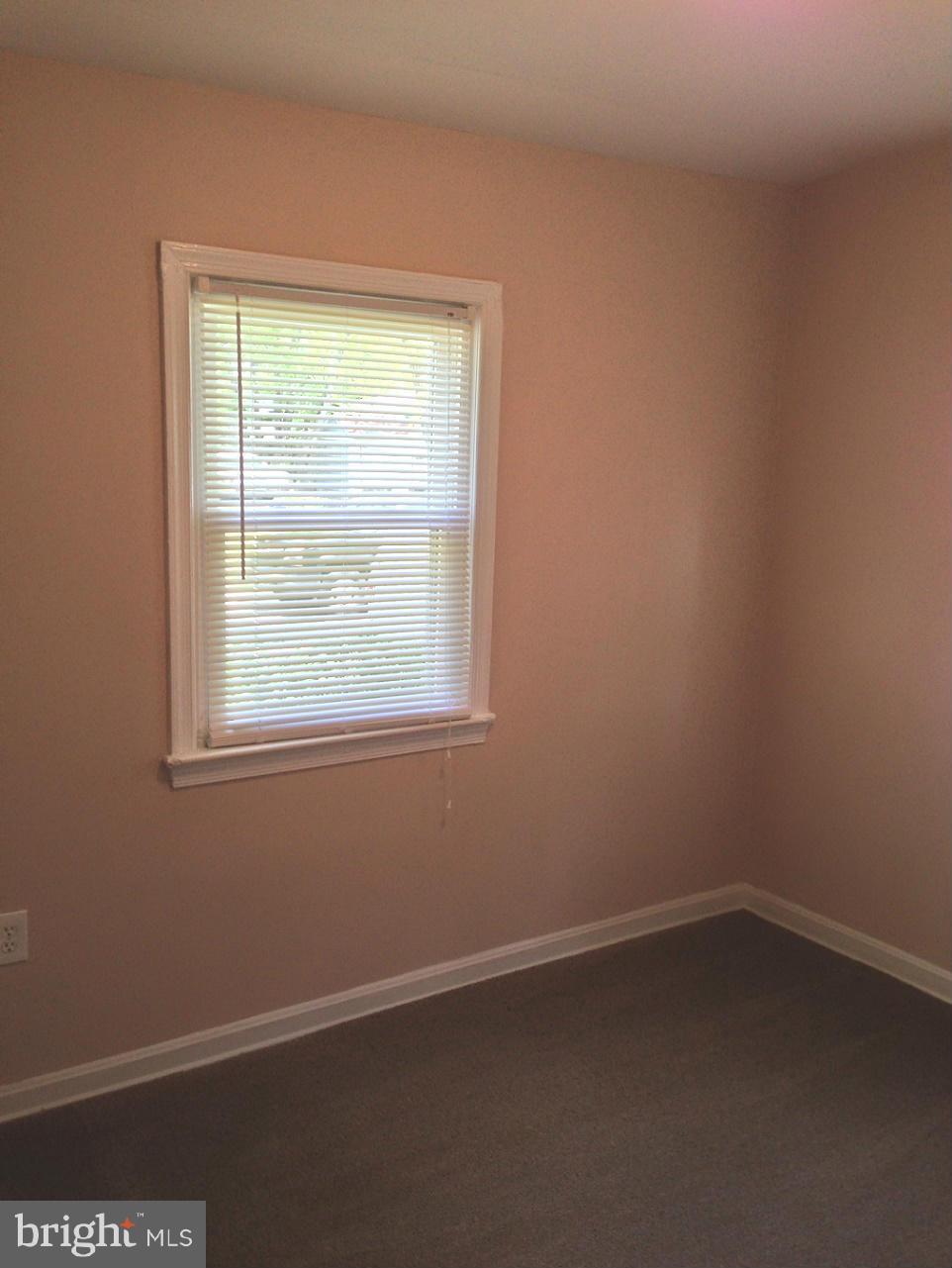 5901 Ravenswood Road Riverdale, MD 20737 - Photo 7 of 29 Bedroom #1 w/ sitting room