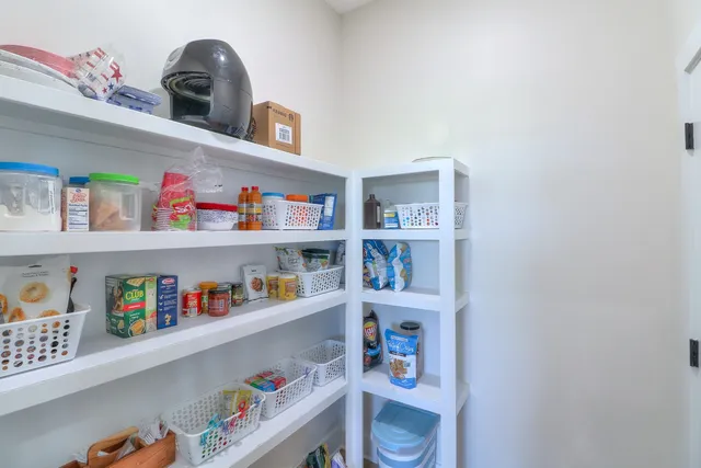 $699,900 | 13 Lake Life Court, Winchester, TN 37398