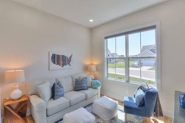 $699,900 | 13 Lake Life Court, Winchester, TN 37398