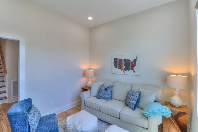 $699,900 | 13 Lake Life Court, Winchester, TN 37398