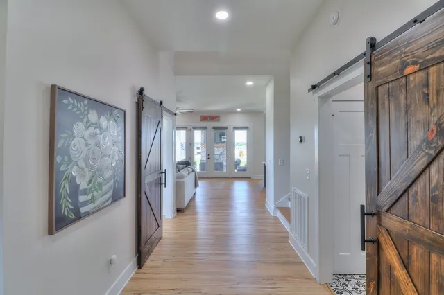 $699,900 | 13 Lake Life Court, Winchester, TN 37398