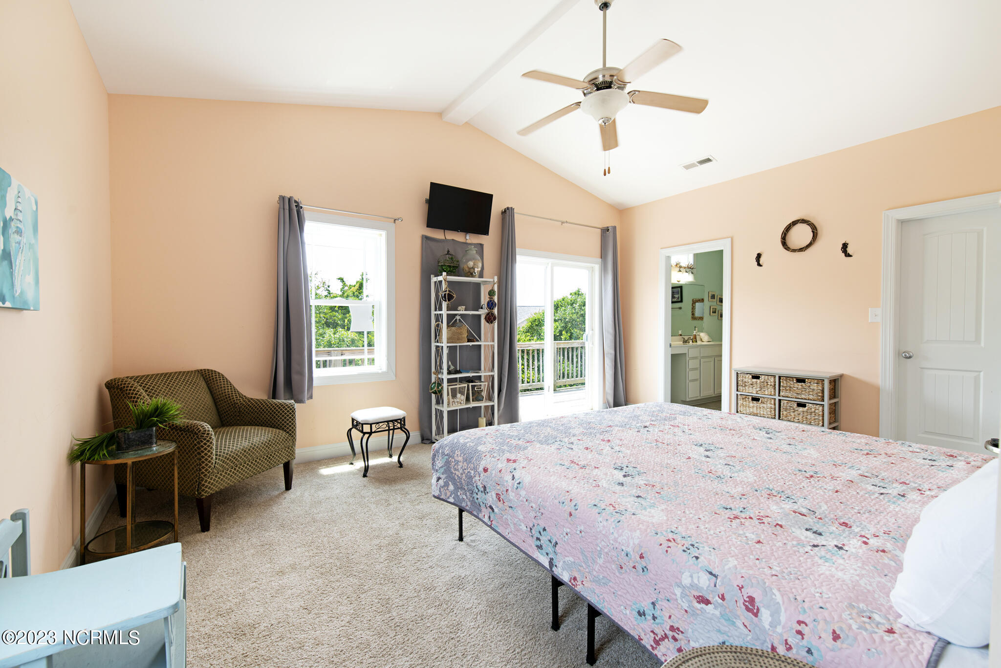 125 Atkinson Road Surf City, NC 28445 - Photo 6 of 16 DSC01157