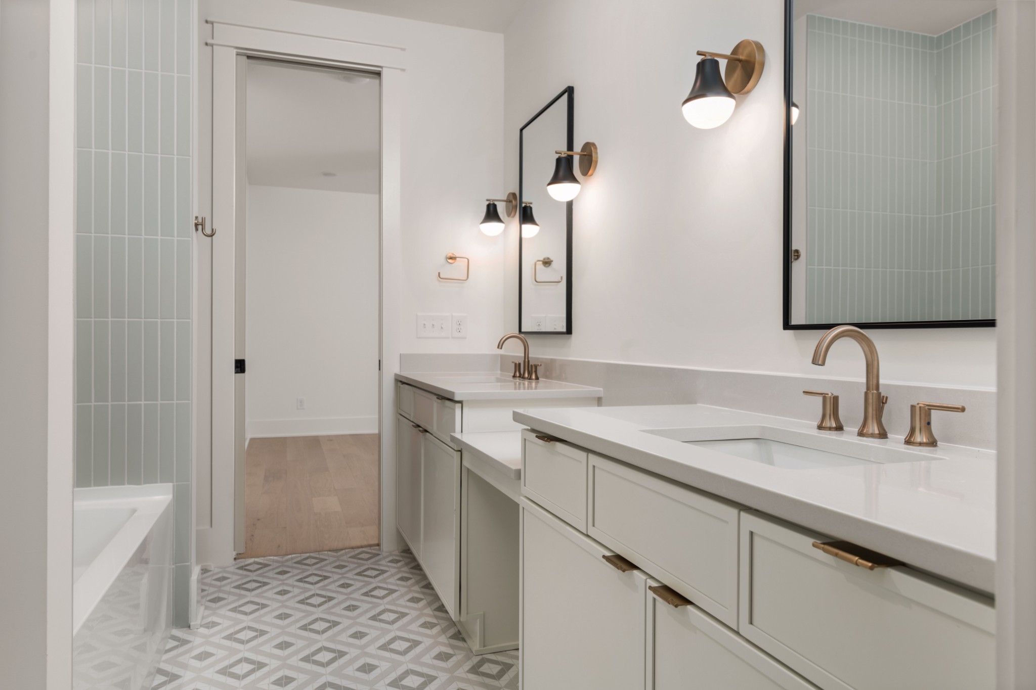 313 Riverside Drive, Unit B Nashville, TN 37206 - Photo 27 of 38 Gallery Image 27