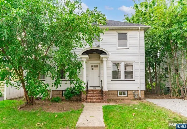 $400,000 | 332 Harrison Avenue, Roselle, NJ 07203