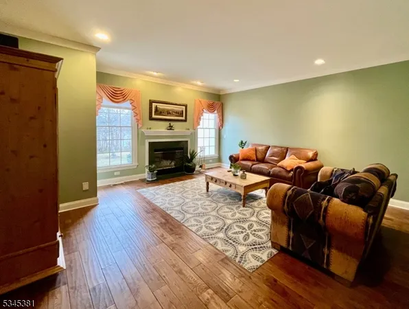 $6,000 | 43 Georgetown Court, Bernards, NJ 07920